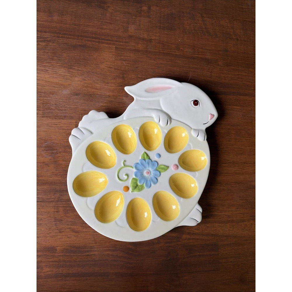 PIER 1 CERAMIC BUNNY DEVILED EGG PLATE
